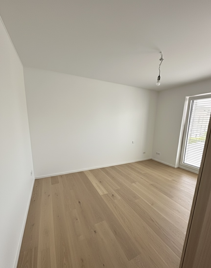 Appartement vidé après un débarras, pièces libérées et sols dégagés